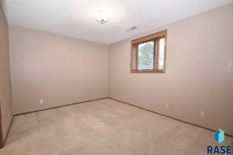 1608 E Cedar St, Brandon, SD 57005 photo 22