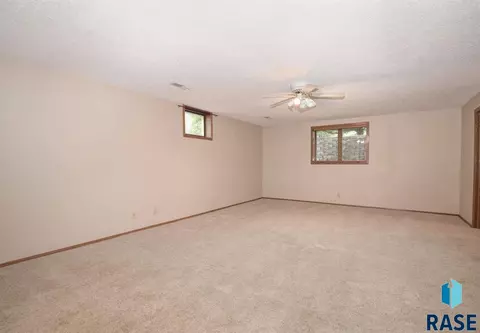 1608 E Cedar St, Brandon, SD 57005 photo 19