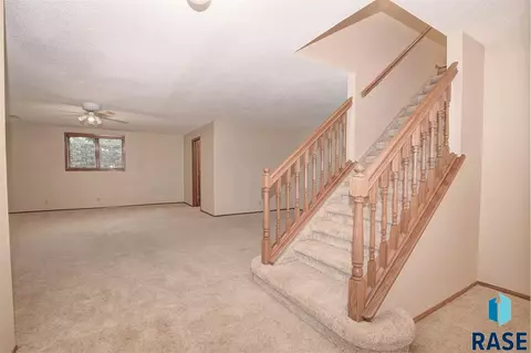 1608 E Cedar St, Brandon, SD 57005 photo 17