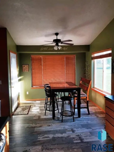 511 Caitlin Ave, Baltic, SD 57003 photo 6