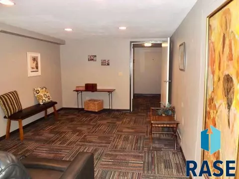 1904 E 19 St, Sioux Falls, SD 57105 photo 13