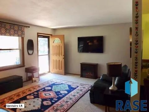 1904 E 19 St, Sioux Falls, SD 57105 photo 4