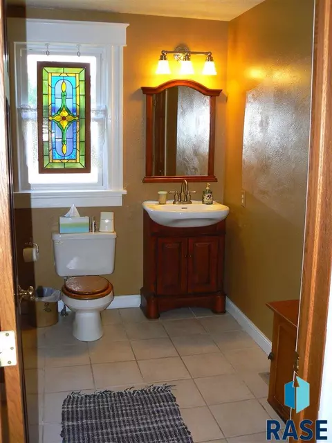 219 N Spring Ave, Sioux Falls, SD 57104 photo 25