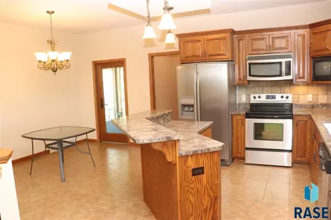 25797 Kiwanis Ave, Renner, SD 57055 photo 7