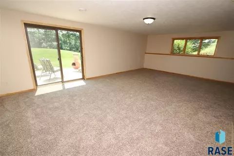 25797 Kiwanis Ave, Renner, SD 57055 photo 13