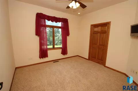 25797 Kiwanis Ave, Renner, SD 57055 photo 22