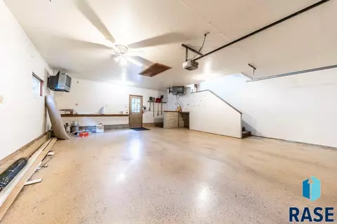 305 E Aspen Dr, Sioux Falls, SD 57105 photo 19