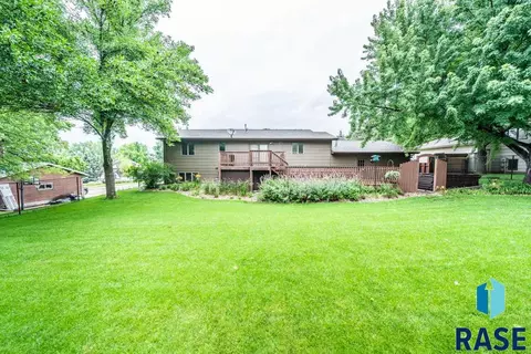 305 E Aspen Dr, Sioux Falls, SD 57105 photo 21