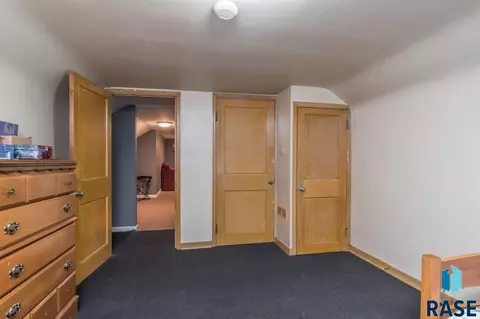 313 N Main Ave, Garretson, SD 57030 photo 20