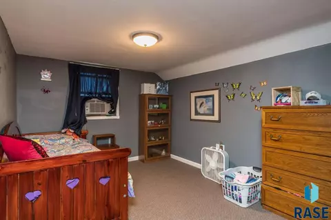 313 N Main Ave, Garretson, SD 57030 photo 16