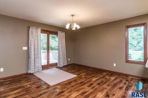 307 S Maple St, Worthing, SD 57077 photo 6