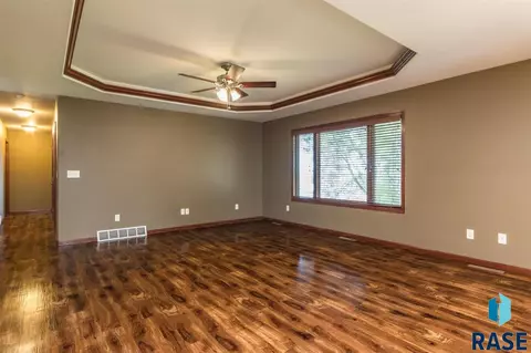 307 S Maple St, Worthing, SD 57077 photo 7