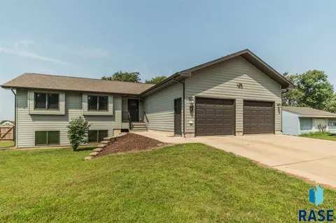 307 S Maple St, Worthing, SD 57077 photo 1