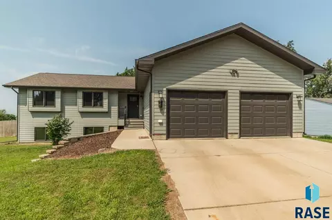 307 S Maple St, Worthing, SD 57077 photo 2