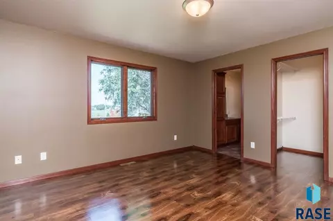 307 S Maple St, Worthing, SD 57077 photo 18
