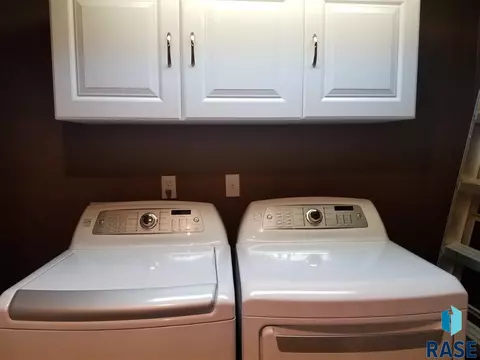 712 Albert St, Freeman, SD 57029 photo 30