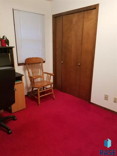 712 Albert St, Freeman, SD 57029 photo 18