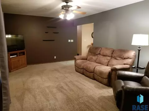 712 Albert St, Freeman, SD 57029 photo 13