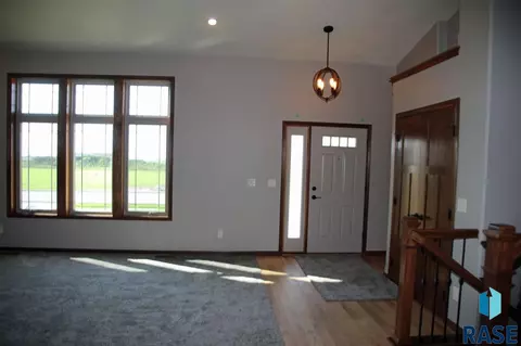 7004 E 40th St, Sioux Falls, SD 57110 photo 21