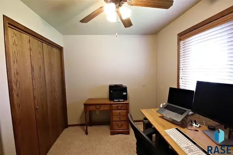 1409 E 69th St N, Sioux Falls, SD 57104 photo 17