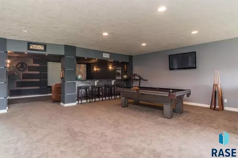 1801 S Copper Crest Cir, Sioux Falls, SD 57110 photo 29