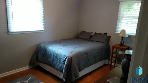 821 S Walnut St, Freeman, SD 57029 photo 16