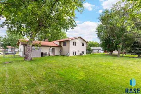 505 W Apple St, Tea, SD 57064 photo 17