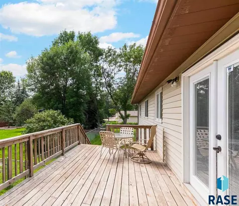 505 W Apple St, Tea, SD 57064 photo 16