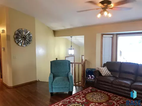 140 Ann Cir, Tea, SD 57064 photo 6