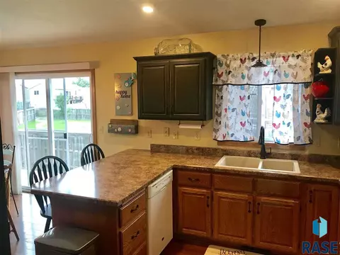 140 Ann Cir, Tea, SD 57064 photo 12