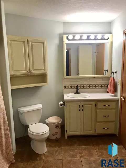 140 Ann Cir, Tea, SD 57064 photo 18