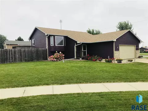 140 Ann Cir, Tea, SD 57064 photo 2
