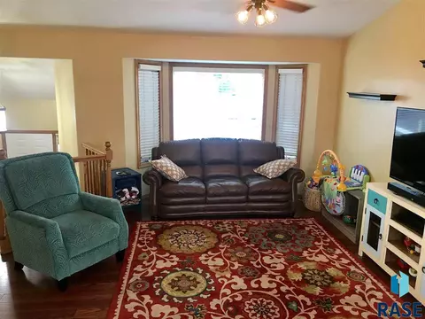 140 Ann Cir, Tea, SD 57064 photo 8
