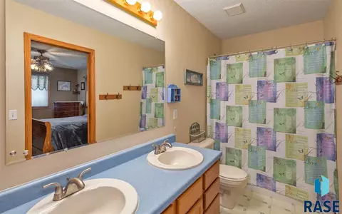 105 W Carroll St, Tea, SD 57064 photo 19