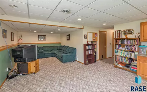 105 W Carroll St, Tea, SD 57064 photo 17