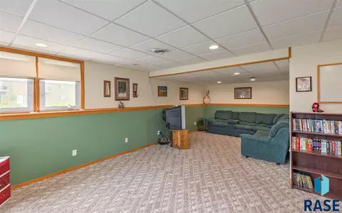105 W Carroll St, Tea, SD 57064 photo 16