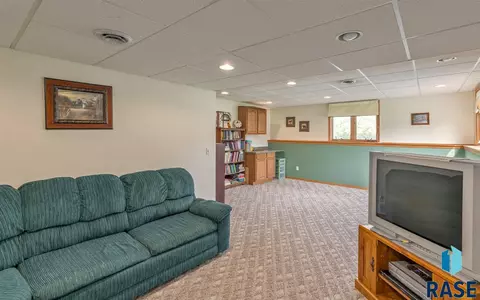 105 W Carroll St, Tea, SD 57064 photo 14