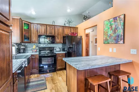 4309 E 22nd St, Sioux Falls, SD 57103 photo 6