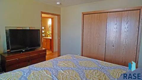1308 E 17th St, Sioux Falls, SD 57104 photo 12