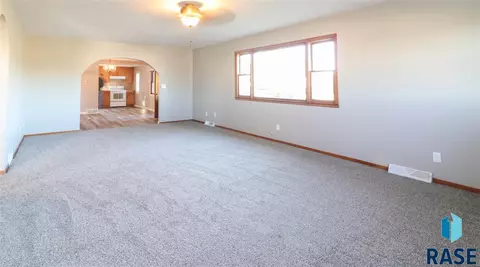208 3rd Ave, Humboldt, SD 57035 photo 17