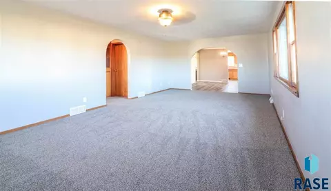 208 3rd Ave, Humboldt, SD 57035 photo 16