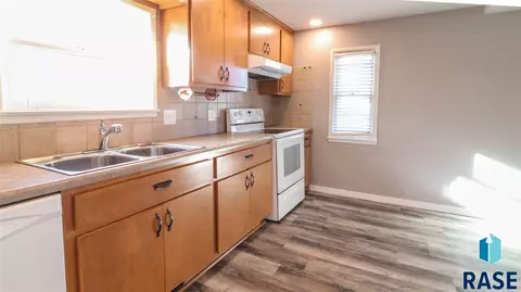 208 3rd Ave, Humboldt, SD 57035 photo 25