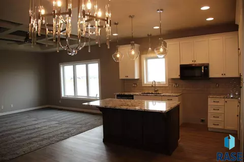 3109 S Copper Forge Ave, Sioux Falls, SD 57110 photo 12