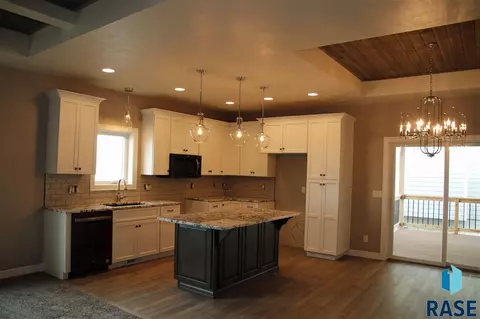 3109 S Copper Forge Ave, Sioux Falls, SD 57110 photo 6