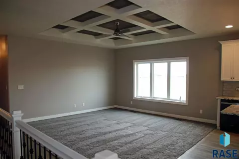 3109 S Copper Forge Ave, Sioux Falls, SD 57110 photo 5