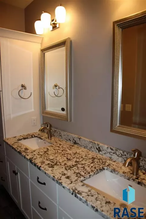 3109 S Copper Forge Ave, Sioux Falls, SD 57110 photo 19