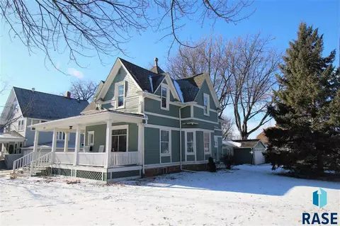 525 N Broadway St, Canton, SD 57013 photo 3