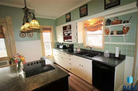 525 N Broadway St, Canton, SD 57013 photo 16