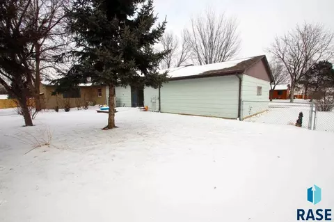 5003 S Drexel Dr, Sioux Falls, SD 57106 photo 21