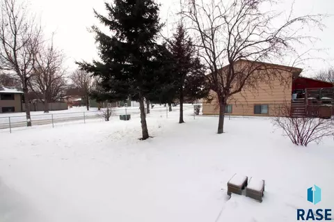 5003 S Drexel Dr, Sioux Falls, SD 57106 photo 19